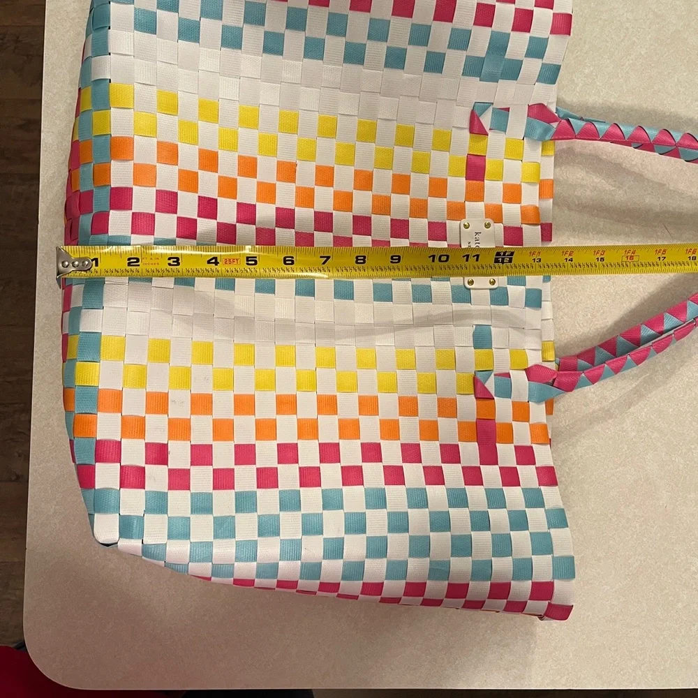 NWOT Authentic Kate Spade Oversized Tote - Picture 7 of 7